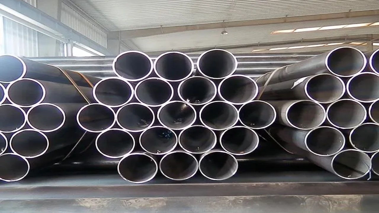 Ensuring Quality Control in Steel Pipes Manufacturing